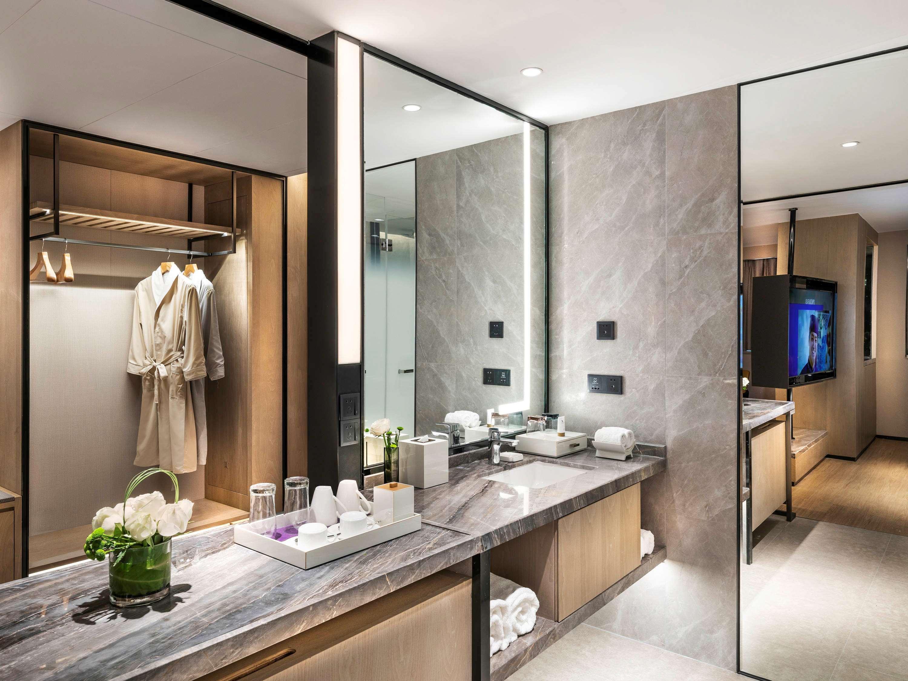 แกรนด์ เมอร์เคียว อู๋ฮัน เฉียวโขว Hotel อู่ฮั่น ภายนอก รูปภาพ